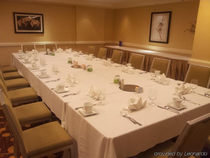 Courtyard By Marriott Chevy Chase Hotel