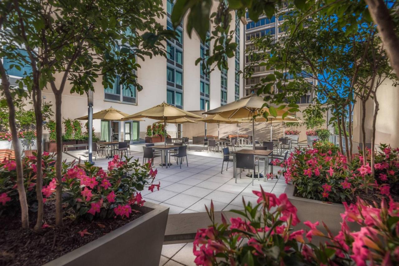 Courtyard By Marriott Chevy Chase 3*