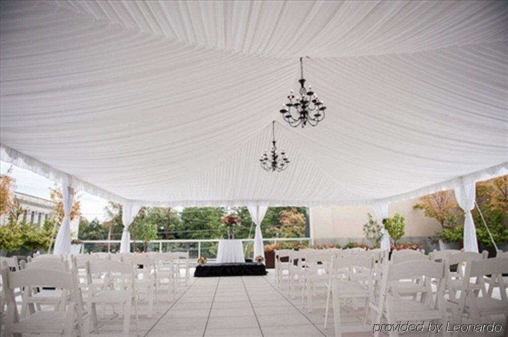 Courtyard By Marriott Chevy Chase